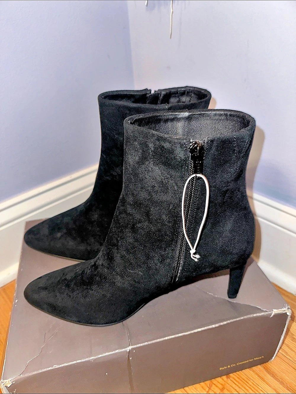 *Brand New* Amazon Essentials Women's Stiletto Heel Dress Ankle Boots with Side